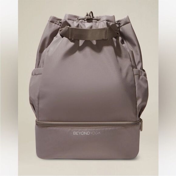 Beyond Yoga Convertible Gym Bag – Taupe Gray Backpack Tote - Picture 2 of 11